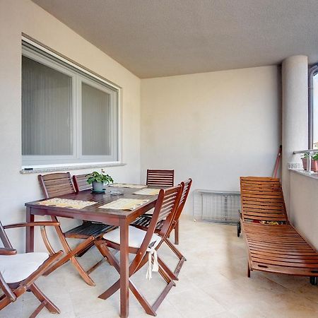 Apartment Mores Медулин Екстериор снимка