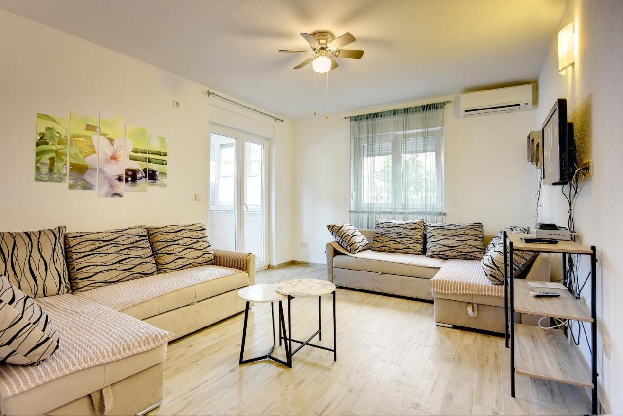 Apartment Mores Медулин Екстериор снимка