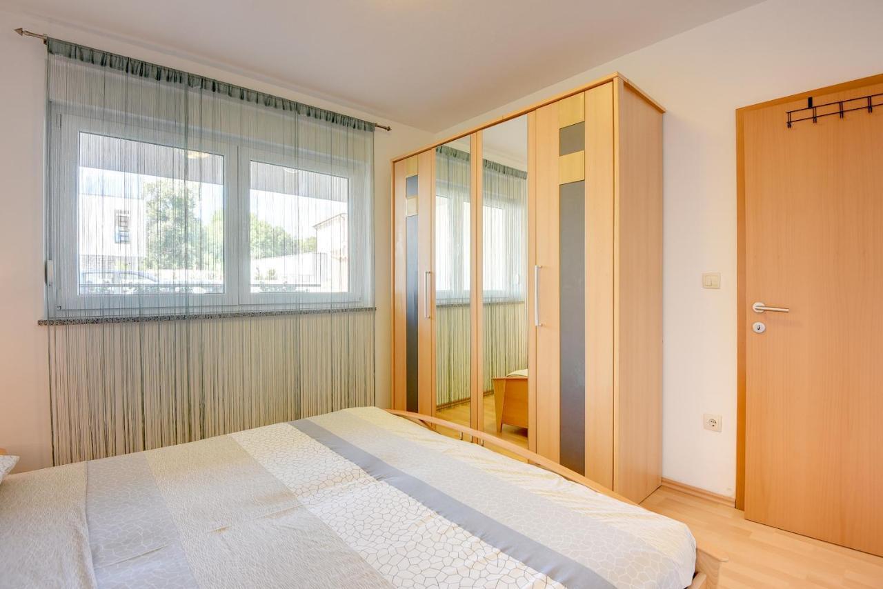 Apartment Mores Медулин Екстериор снимка