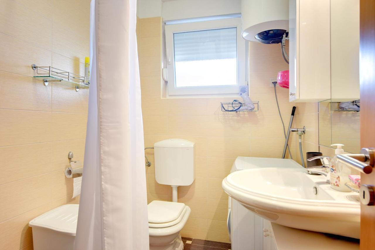 Apartment Mores Медулин Екстериор снимка